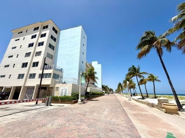 300 OREGON Street 506, Hollywood, Floride 33019, États-Unis