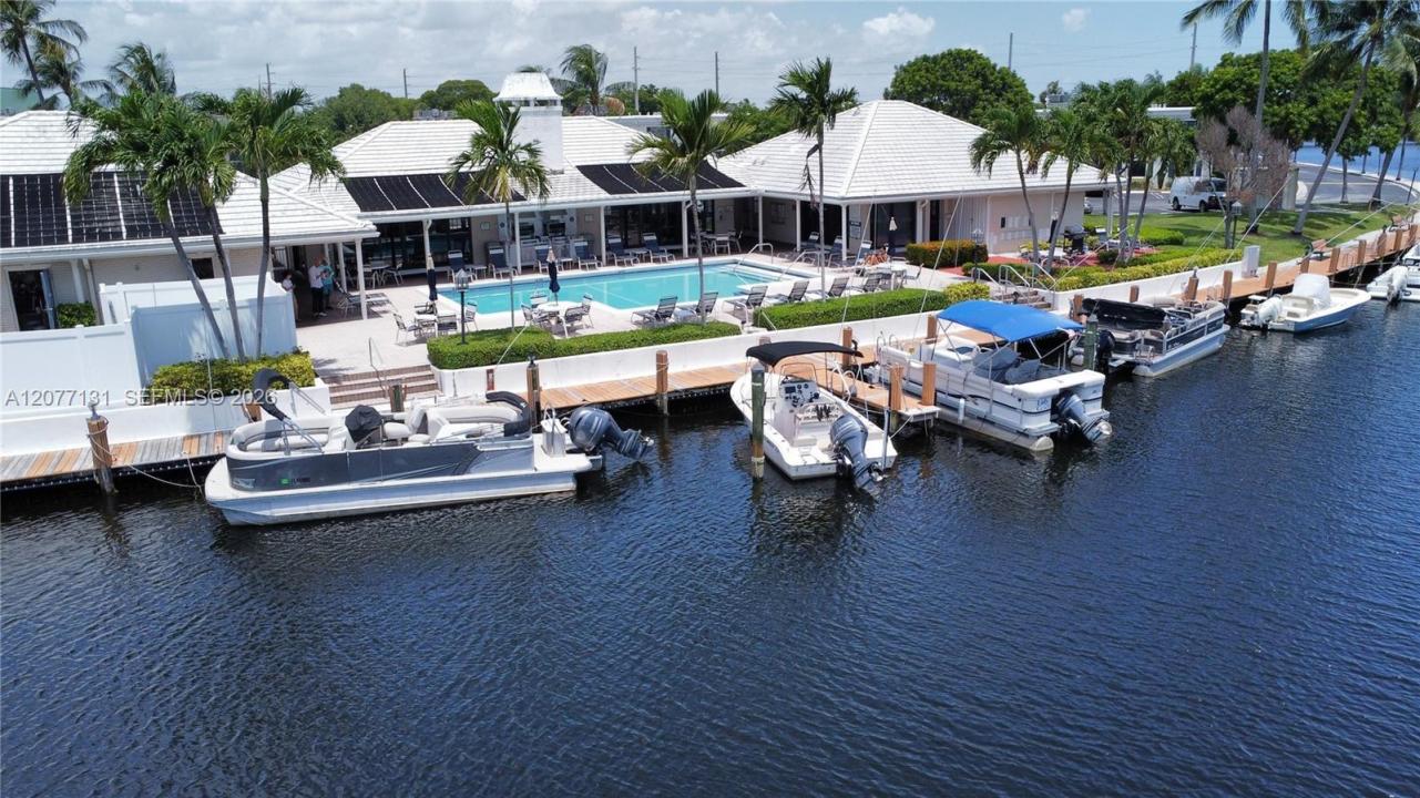 160 Cypress Club Dr 608, Pompano Beach, Florida 33060, Stati Uniti
