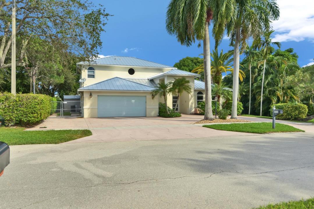 1311 NW 2ND Circle, Boca Raton, Florida 33432, Stati Uniti