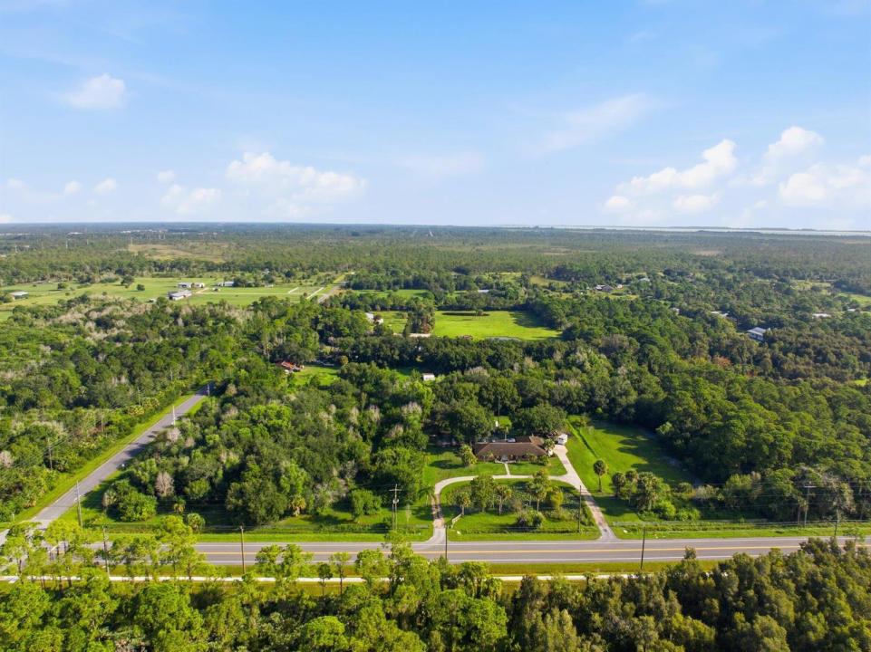 1600 TILTON Road, Port St. Lucie, Florida 34952