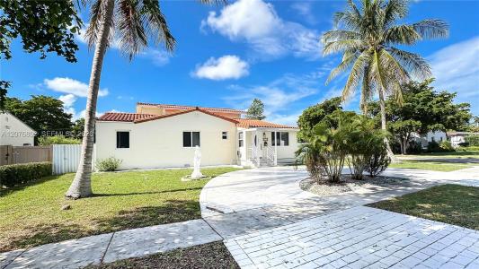 970 Plover Ave, Miami Springs, Florida 33166, USA