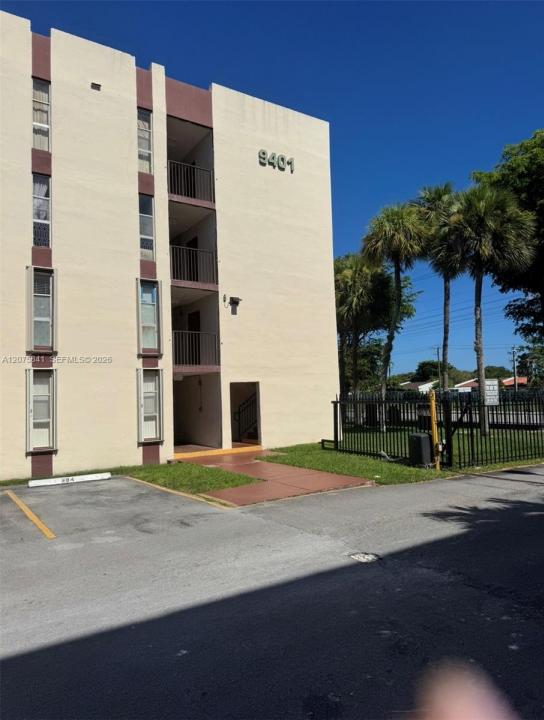 9401 SW 4th St 103, Miami, Floride 33174, États-Unis