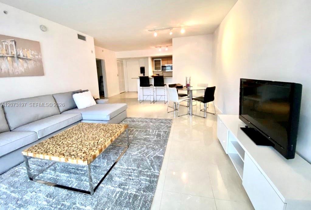 2775 NE 187th St 419, Aventura, Floride 33180, États-Unis