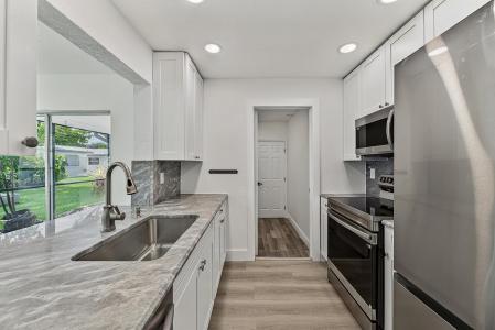 1190 NW 90TH Avenue, Plantation, Florida 33322, USA