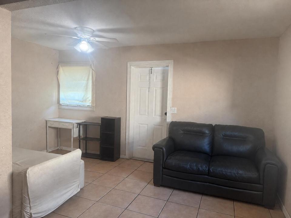 1807 Douglas S Street, Florida 33460, Stati Uniti