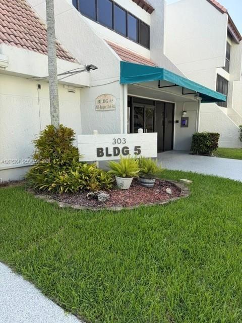 303 Racquet Club Rd 309, Weston, Florida 33326, USA