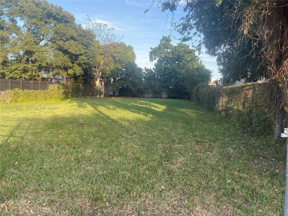 209 NW 17th Pl, Miami, Florida 33125, Stati Uniti