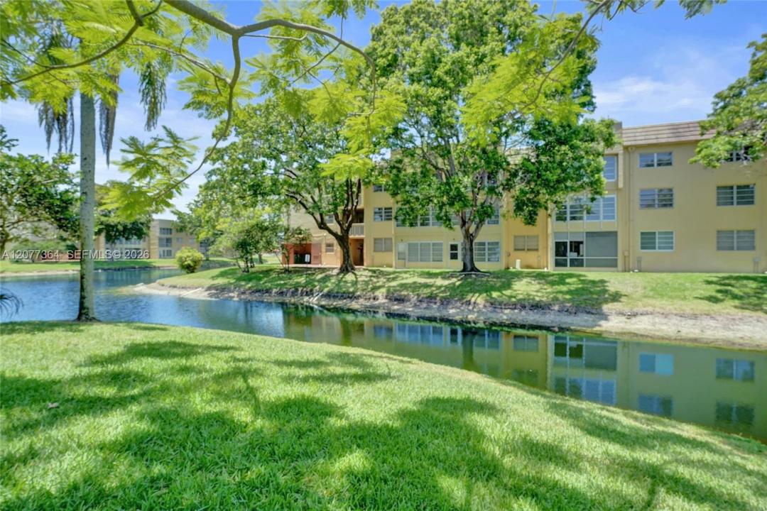 5961 NW 61st Ave 310, Tamarac, Florida 33319, Stati Uniti