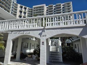 2127 Van Buren St 106, Hollywood, Florida 33020, Stati Uniti