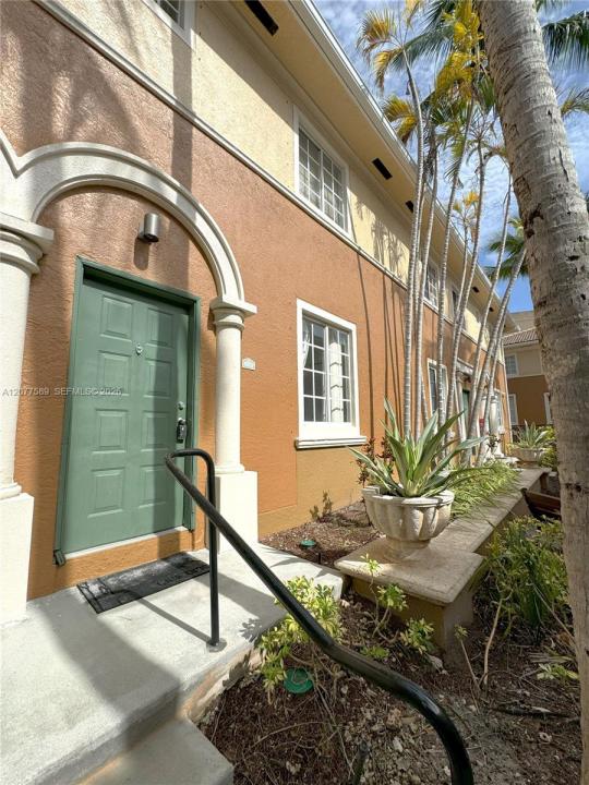 2831 NE 185th St 603, Aventura, Flórida 33180, Estados Unidos