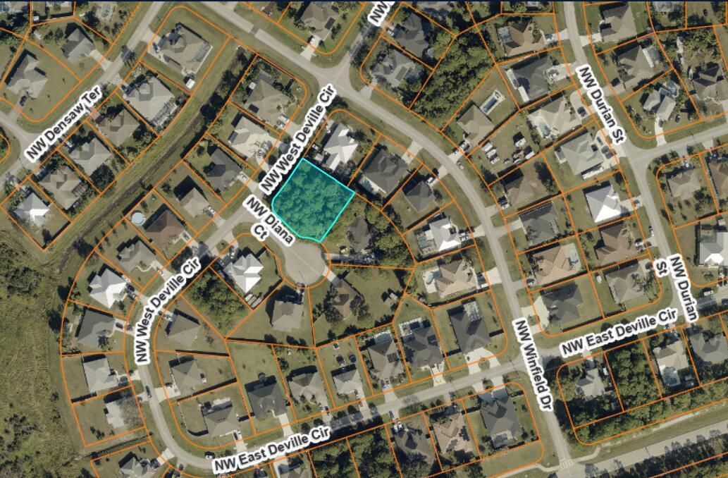 6211 NW Diana Court, Port St. Lucie, Floride 34986, États-Unis
