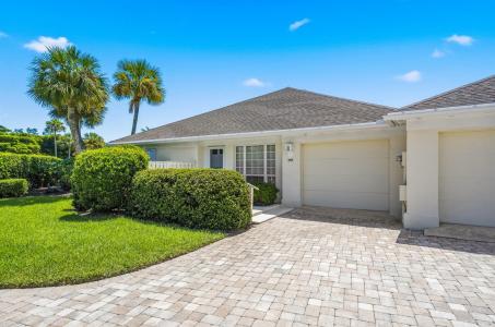 300 HARBOUR Drive 106B, Vero Beach, Floride 32963, États-Unis