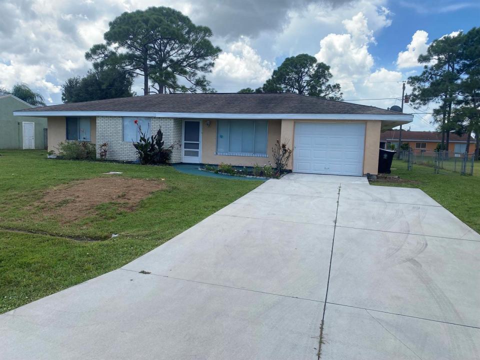 2222 SE Holland Street, Port St. Lucie, Florida 34952, Estados Unidos
