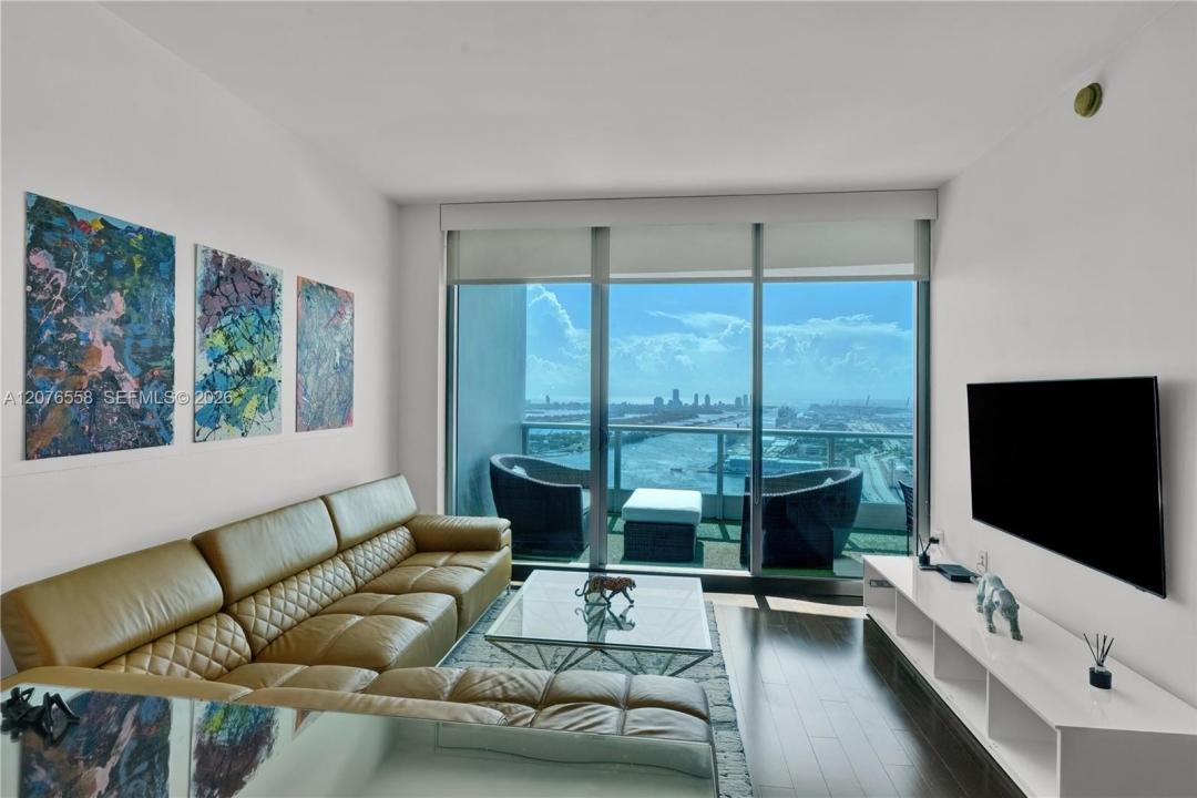 900 Biscayne Blvd 4403, Miami, Floride 33132, États-Unis