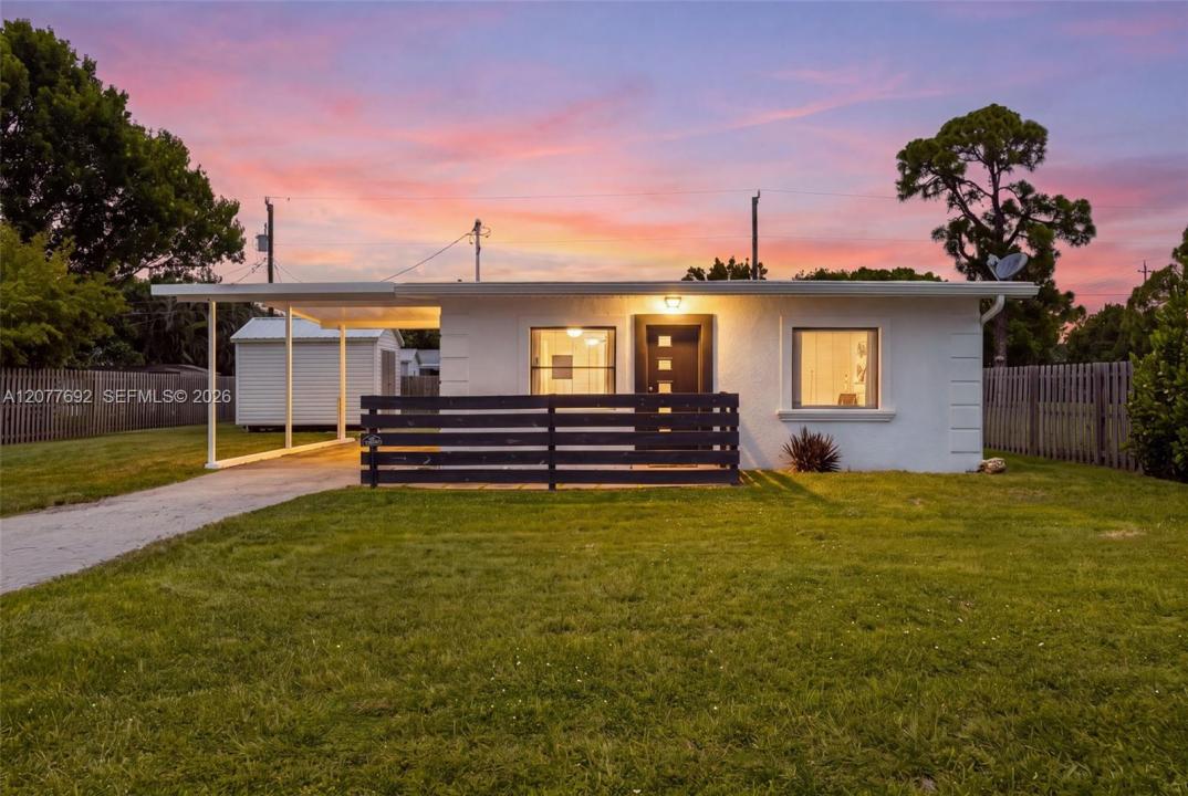 1201 Orange AVE, North Fort Myers, Floride 33903, États-Unis