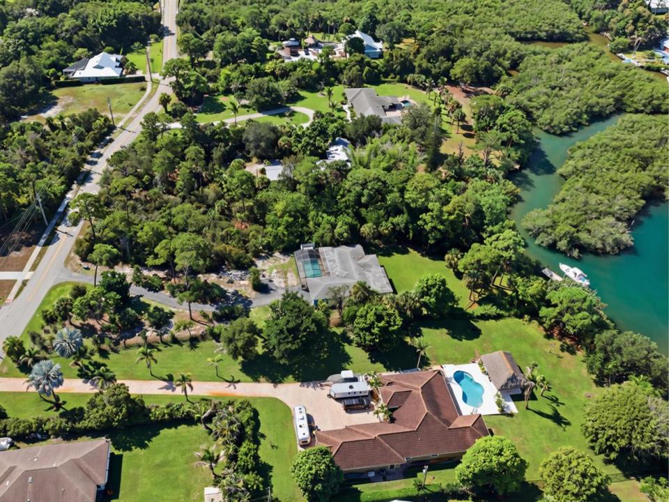 4916 SE MANATEE COVE Road, Stuart, Florida 34997, Stati Uniti