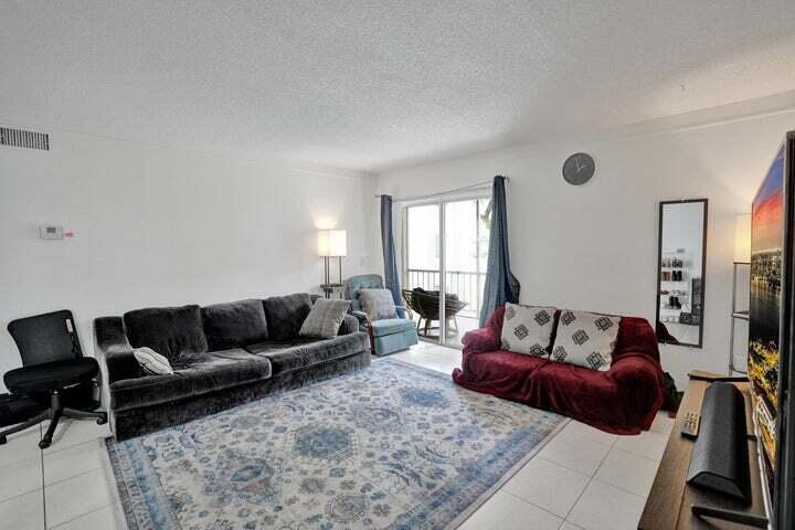 636 NW 13TH Street 0240, Boca Raton, Floride 33486, États-Unis