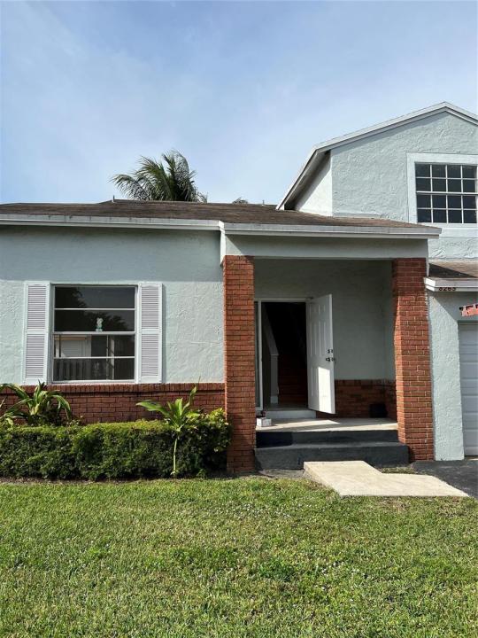 8265 NW 192nd Terrace, Hialeah, Floride 33015, États-Unis