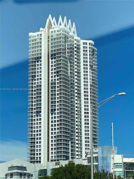 6365 Collins Ave 2005, Miami Beach, Florida 33141, Stati Uniti