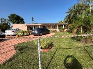 17201 NW 54th Ct, Miami Gardens, Florida 33055, USA