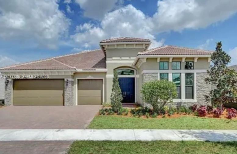 9296 Porto Way, Parkland, Florida 33076, USA