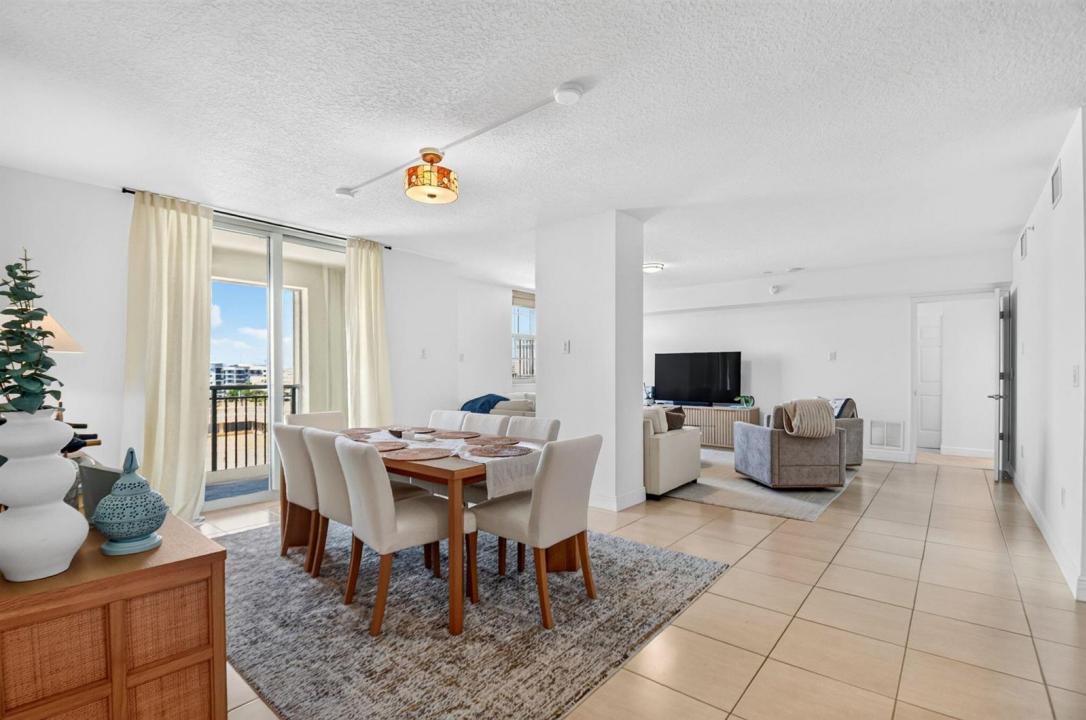 610 Clematis Street 700, West Palm Beach, Floride 33401, États-Unis