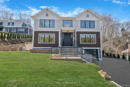 150 Sugar Toms Lane, Oyster Bay, Nova Iorque 11732, Estados Unidos