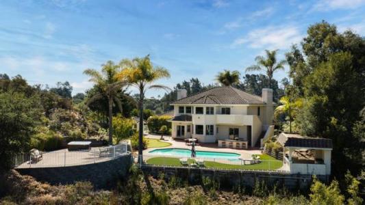 Del Valle, Aptos, California 95003