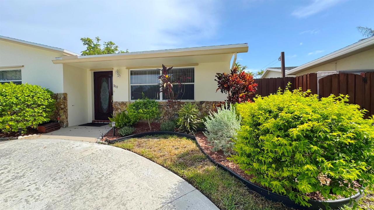 310 SE 4TH Terrace, Dania Beach, Floride 33004, États-Unis