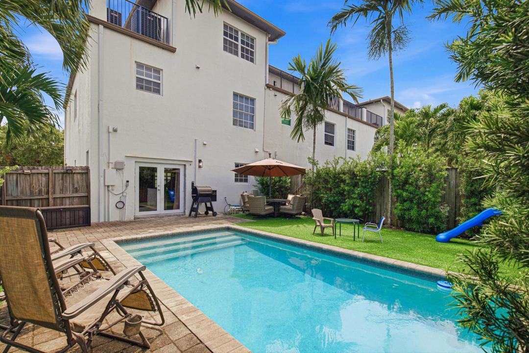807 NW 1ST Avenue, Fort Lauderdale, Florida 33311, Estados Unidos