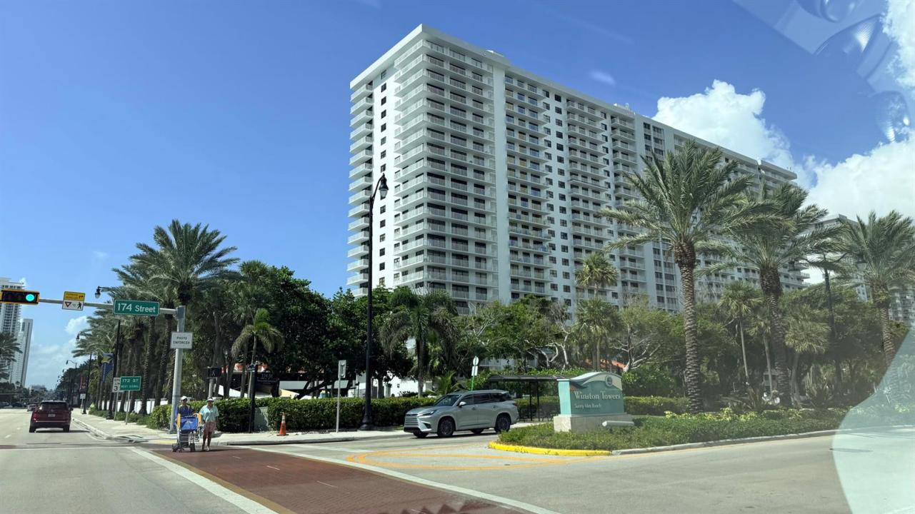 210 174TH Street 1901, Sunny Isles Beach, Floride 33160, États-Unis
