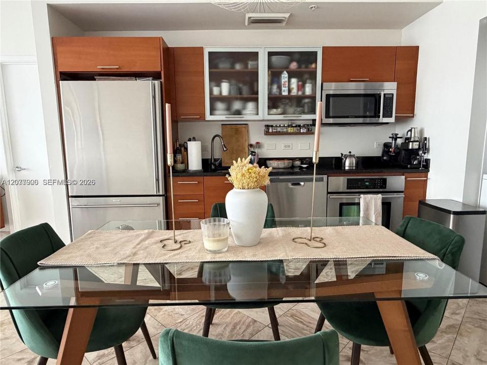 3470 E Coast Ave H1206, Miami, Florida 33137, Stati Uniti