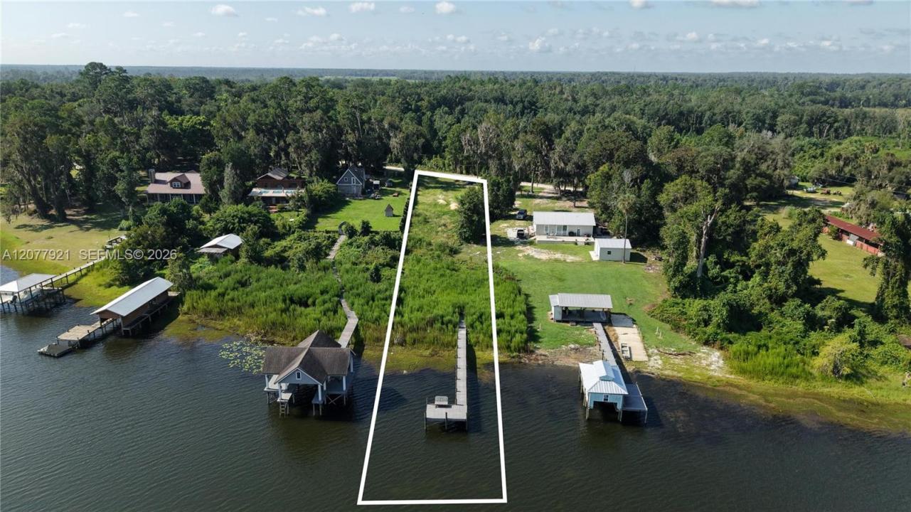 201 FLORADANDY RD, Floride 32640, États-Unis