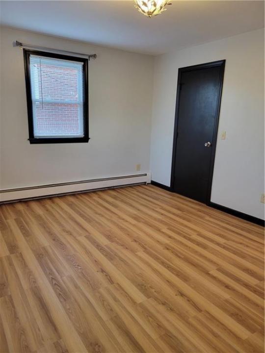 2160 Mineral Spring Avenue 2/3, North Providence, Rhode Island 02911, États-Unis