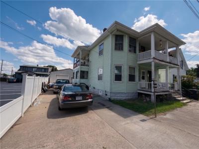 27 Short Street, Pawtucket, Rhode Island 02861, USA