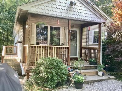 163 Lake Washington Drive, Glocester, Rhode Island 02814, USA