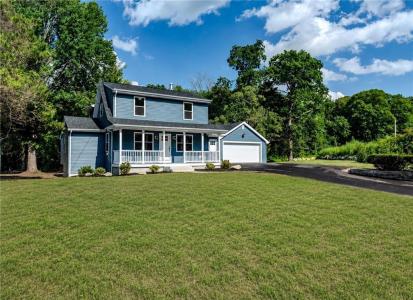 1855 Old Louisquissett Pike, Lincoln, Rhode Island 02865, USA
