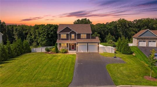 75 Crystal View Drive, Burrillville, Rhode Island 02859, USA