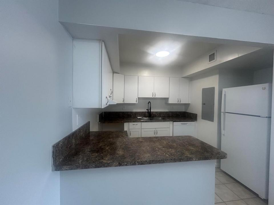 3220 NW 84TH Avenue F635, Sunrise, Floryda 33351, USA