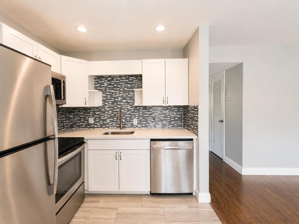 119 SUSSEX F 119, West Palm Beach, フロリダ 33417, アメリカ合衆国