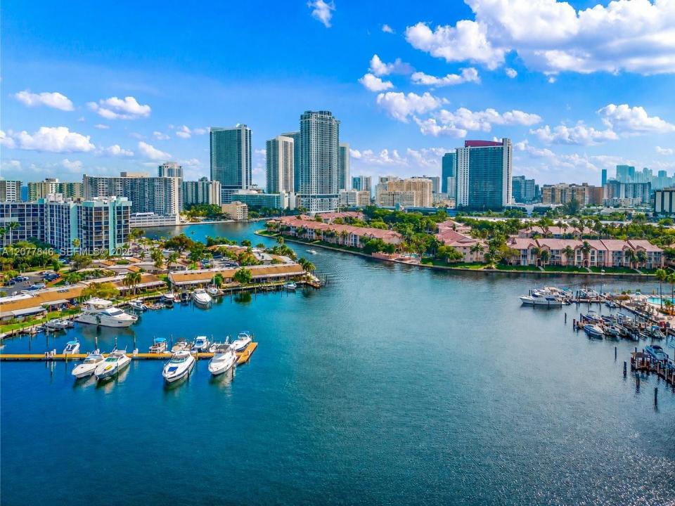 600 Three Islands Blvd 1102, Hallandale Beach, Floride 33009, États-Unis