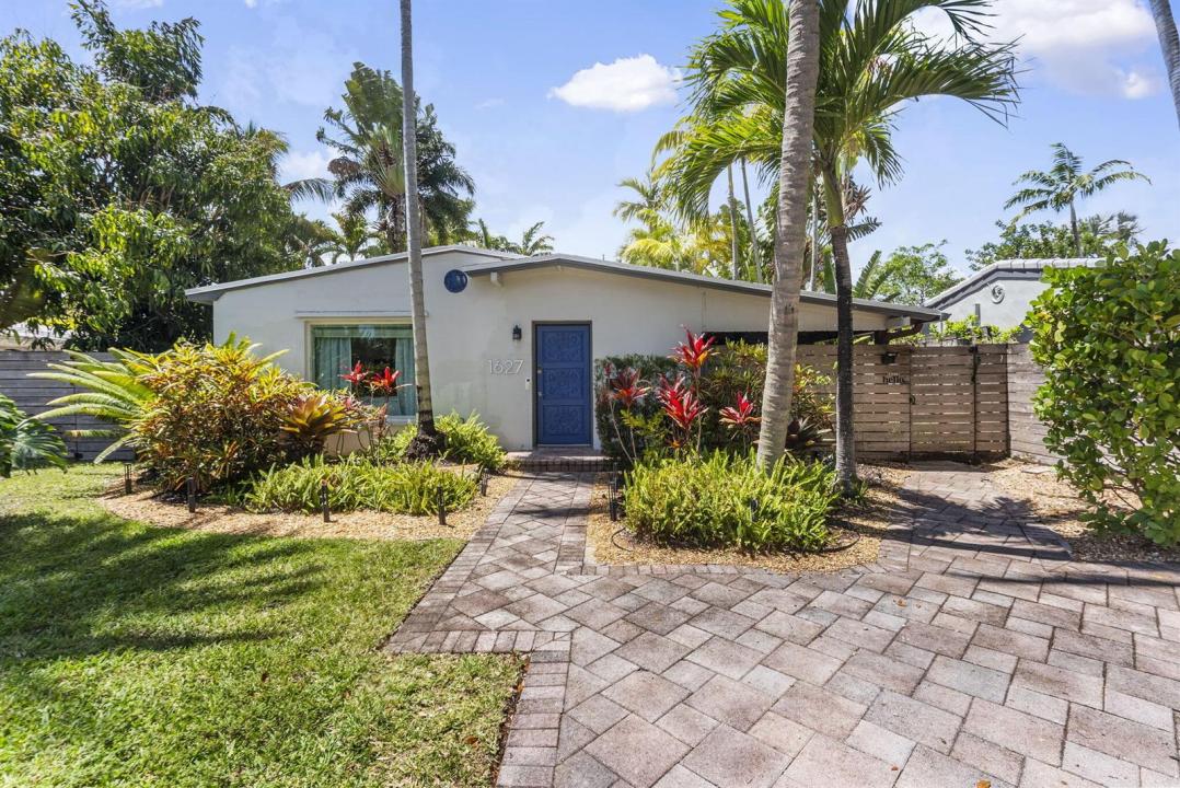 1627 NE 17TH Avenue, Fort Lauderdale, Florida 33305, USA
