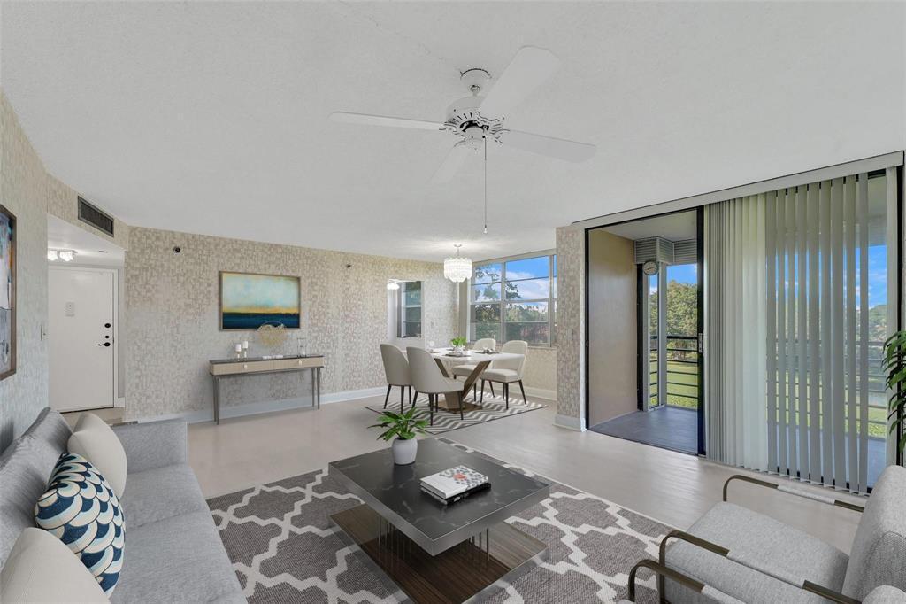 1000 St Charles Place 305, Pembroke Pines, Floride 33026, États-Unis
