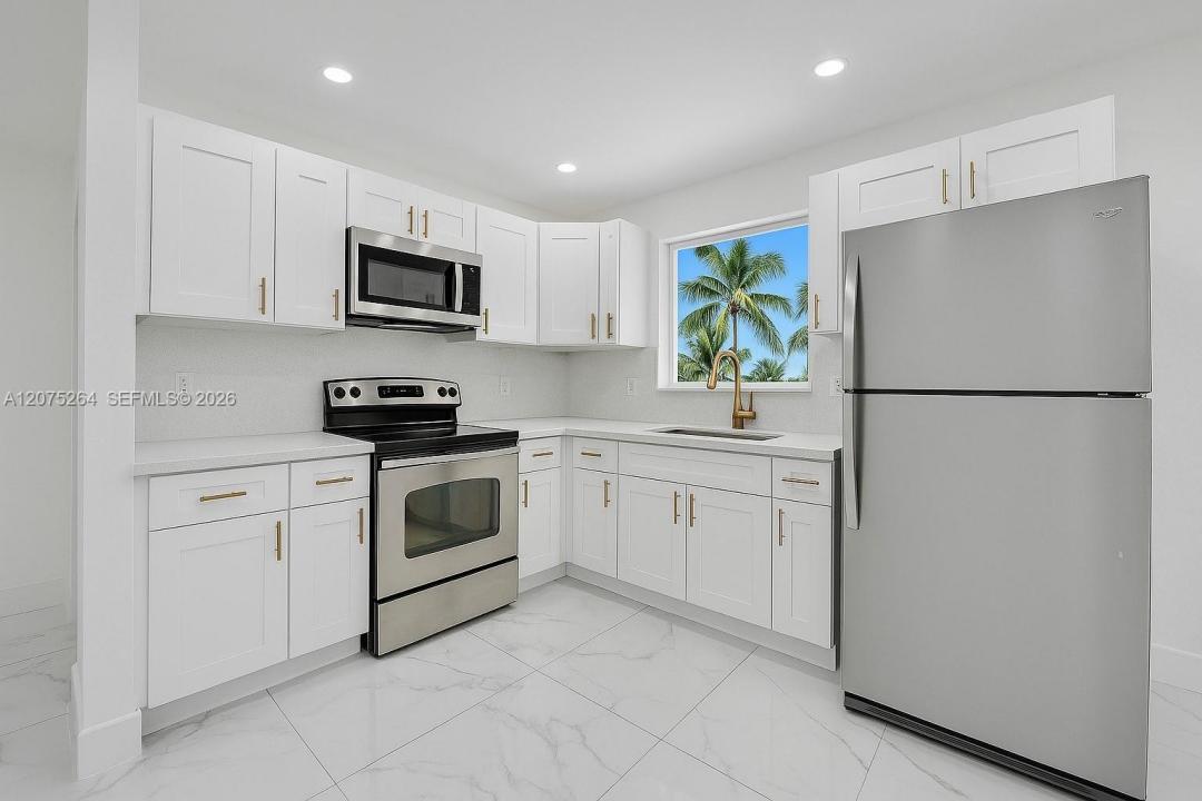 105 NW 14th Way 0, Dania Beach, Florida 33004, Stati Uniti