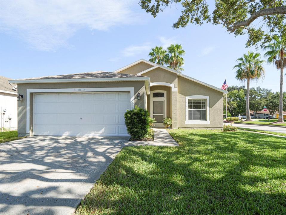1143 N 13TH Square, Vero Beach, Florida 32960, USA