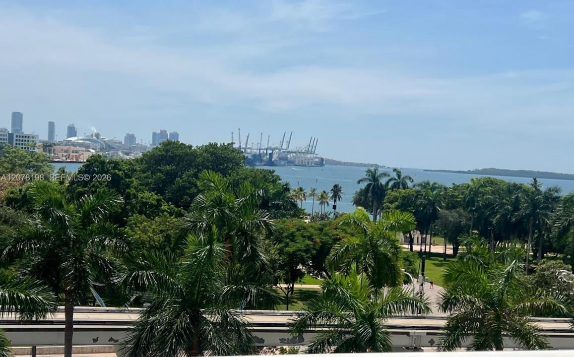 50 Biscayne Blvd 606, Miami, Floride 33132, États-Unis