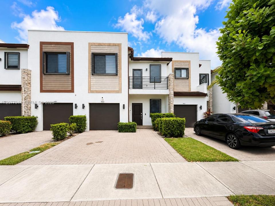 403 NE 208th Ter, Miami, Floride 33179, États-Unis