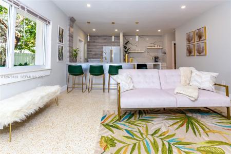 1029 79th St 2, Miami Beach, Florida 33141, USA