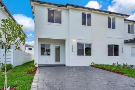 22555 SW 125th Ave, Miami, Florida 33170, USA