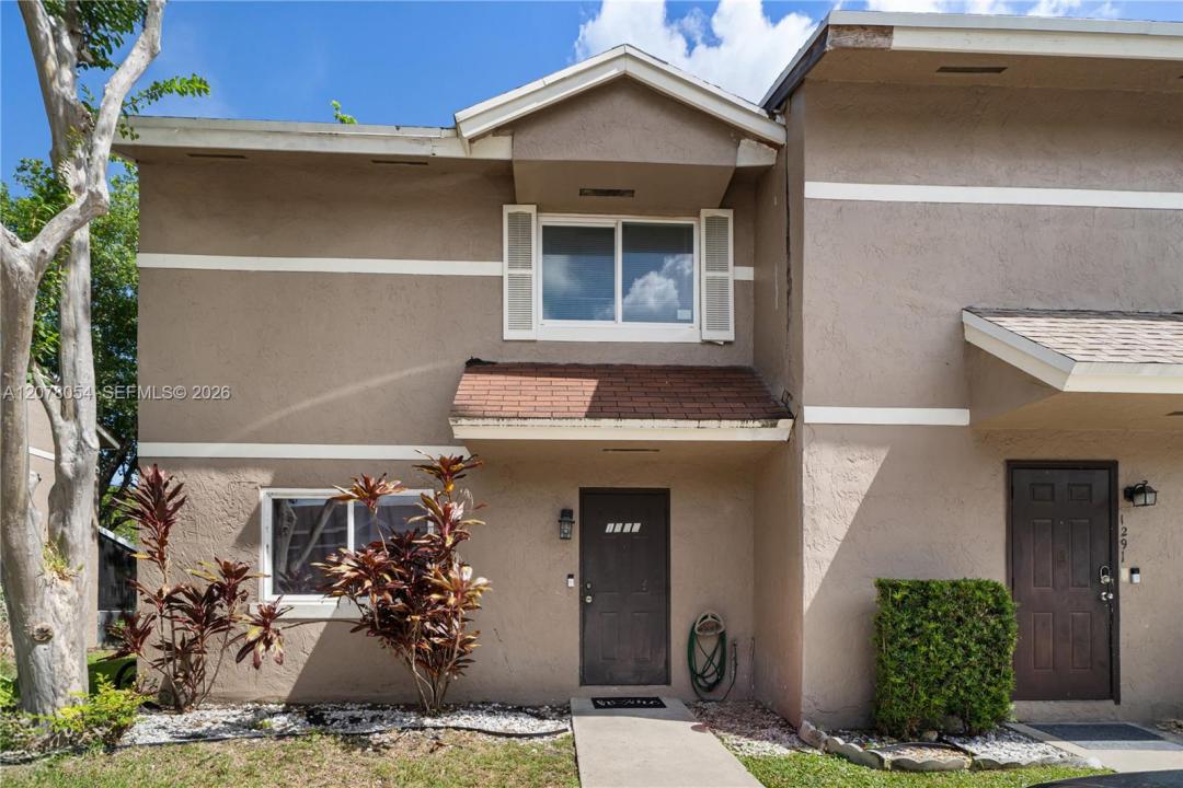 1293 Sussex Dr, North Lauderdale, Florida 33068, Estados Unidos
